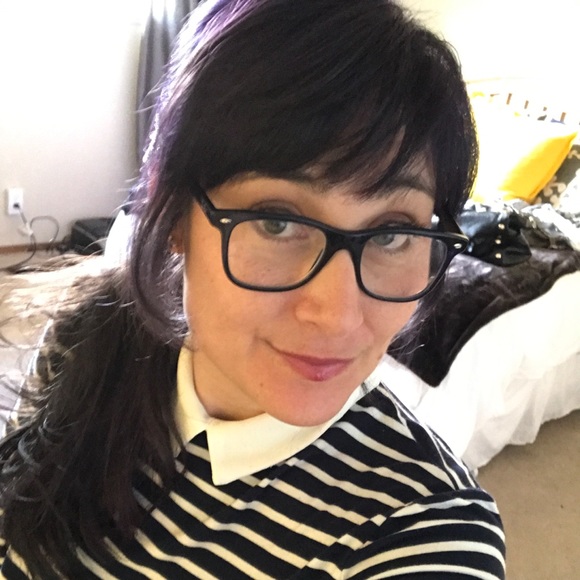 Meet your Posher, Courtney - Picture 4 of 6